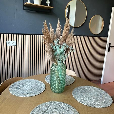 Mintara Komfort Apartment Mit Grill -Terrasse, Sky Und Parkplatz Magdeburgo Esterno foto